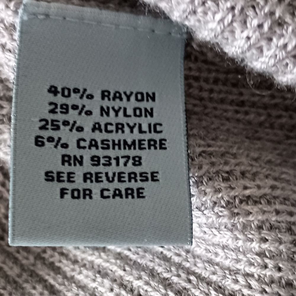 Joan Vass Cashmere Cozy Sweater M Relaxed Gray Bell Sleeves V Neck Quiet Luxury - Picture 9 of 16